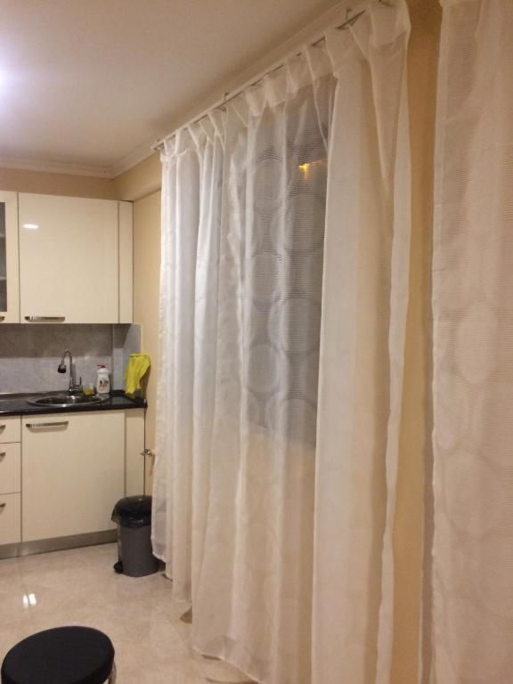 Отель Guesthouse Dror Местиа