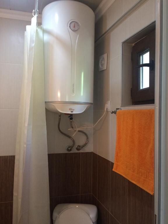 Отель Guesthouse Dror Местиа